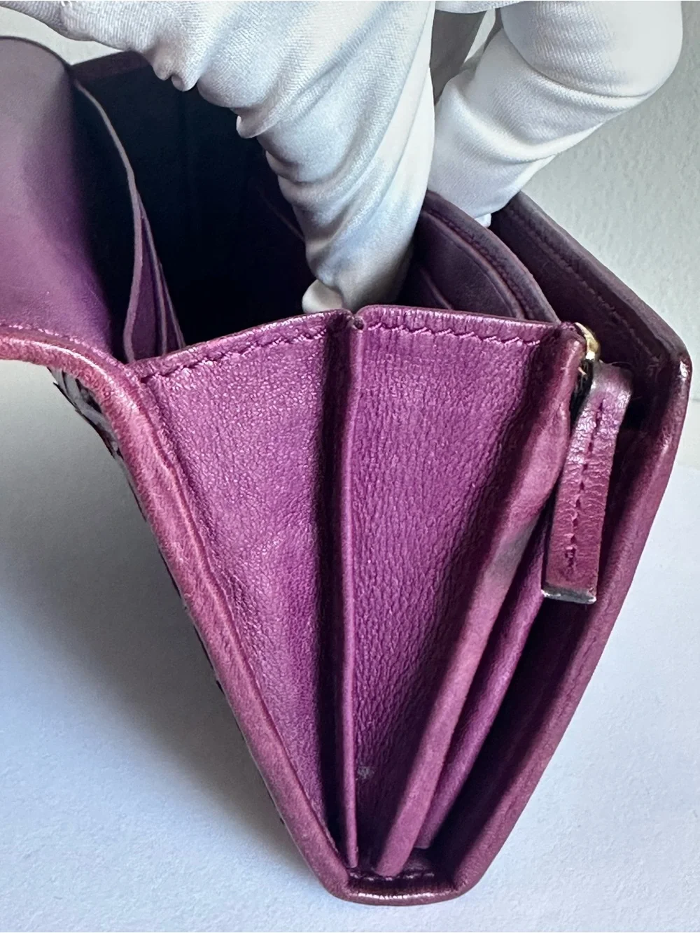 Gucci vintage purple
